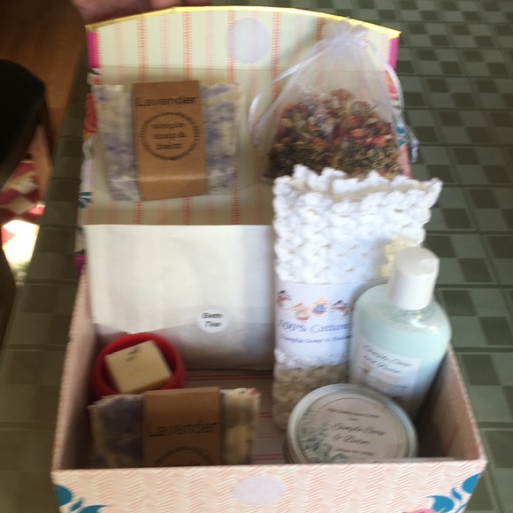 Lavender Spa Box - Picture 8 of 8